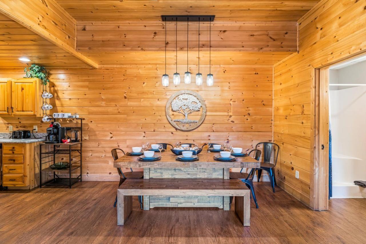 The Sly Fox - Recently Updated/ Ideal Pf Location Pigeon Forge Eksteriør bilde