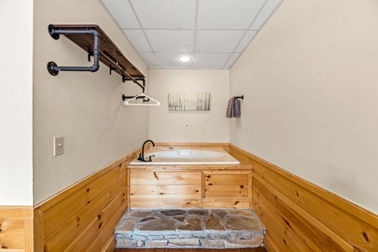 The Sly Fox - Recently Updated/ Ideal Pf Location Pigeon Forge Eksteriør bilde
